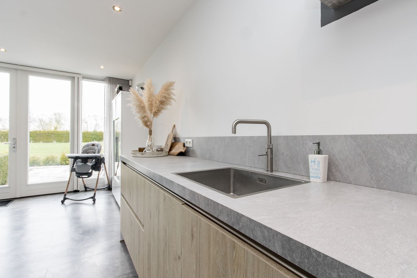 Foto 20 van Nieuwe Tijningen 86