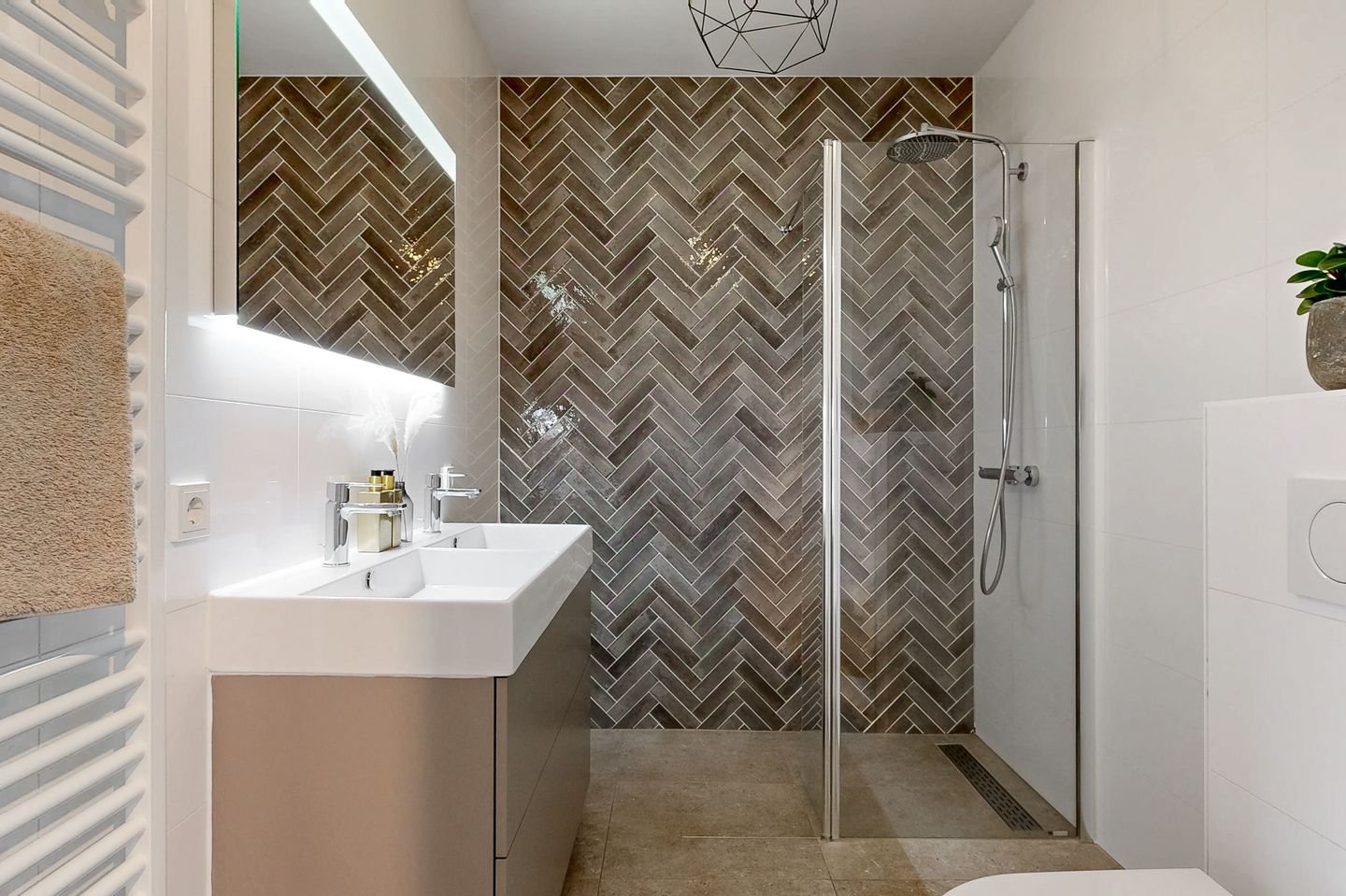 Foto 20 van Rolwolk 10