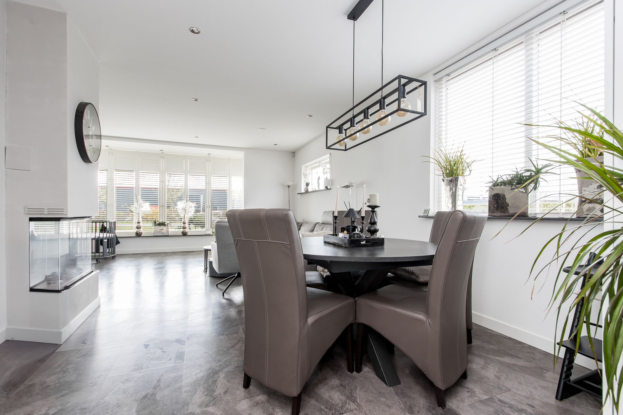 Foto 12 van Nieuwe Tijningen 86