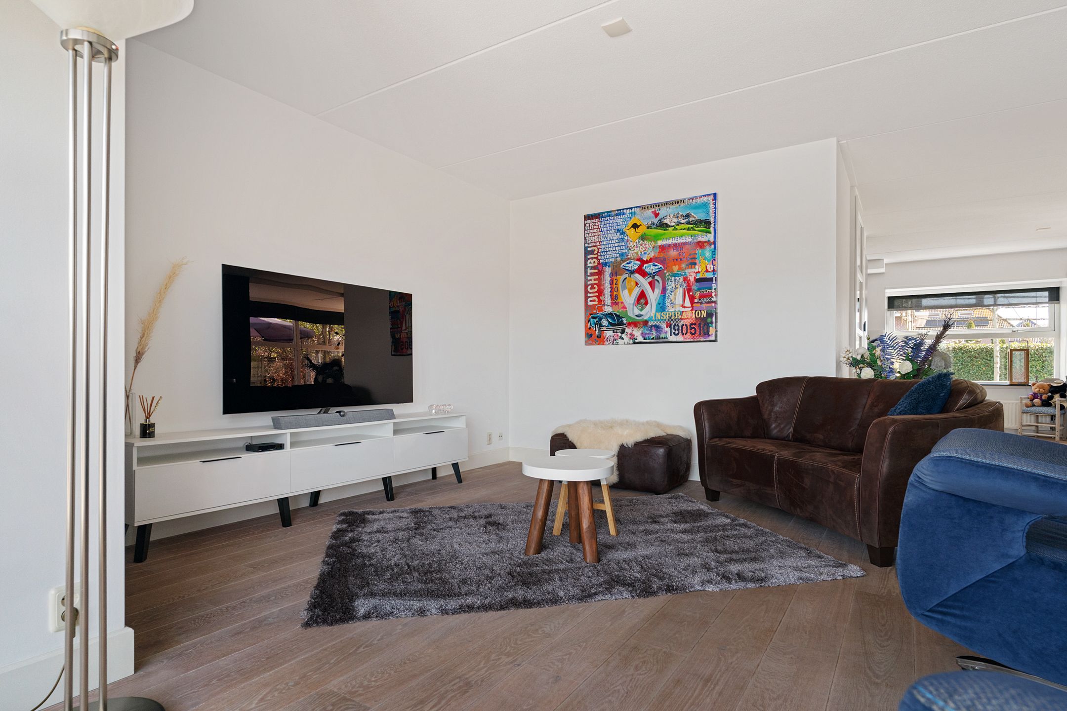 Foto 15 van Forint 13