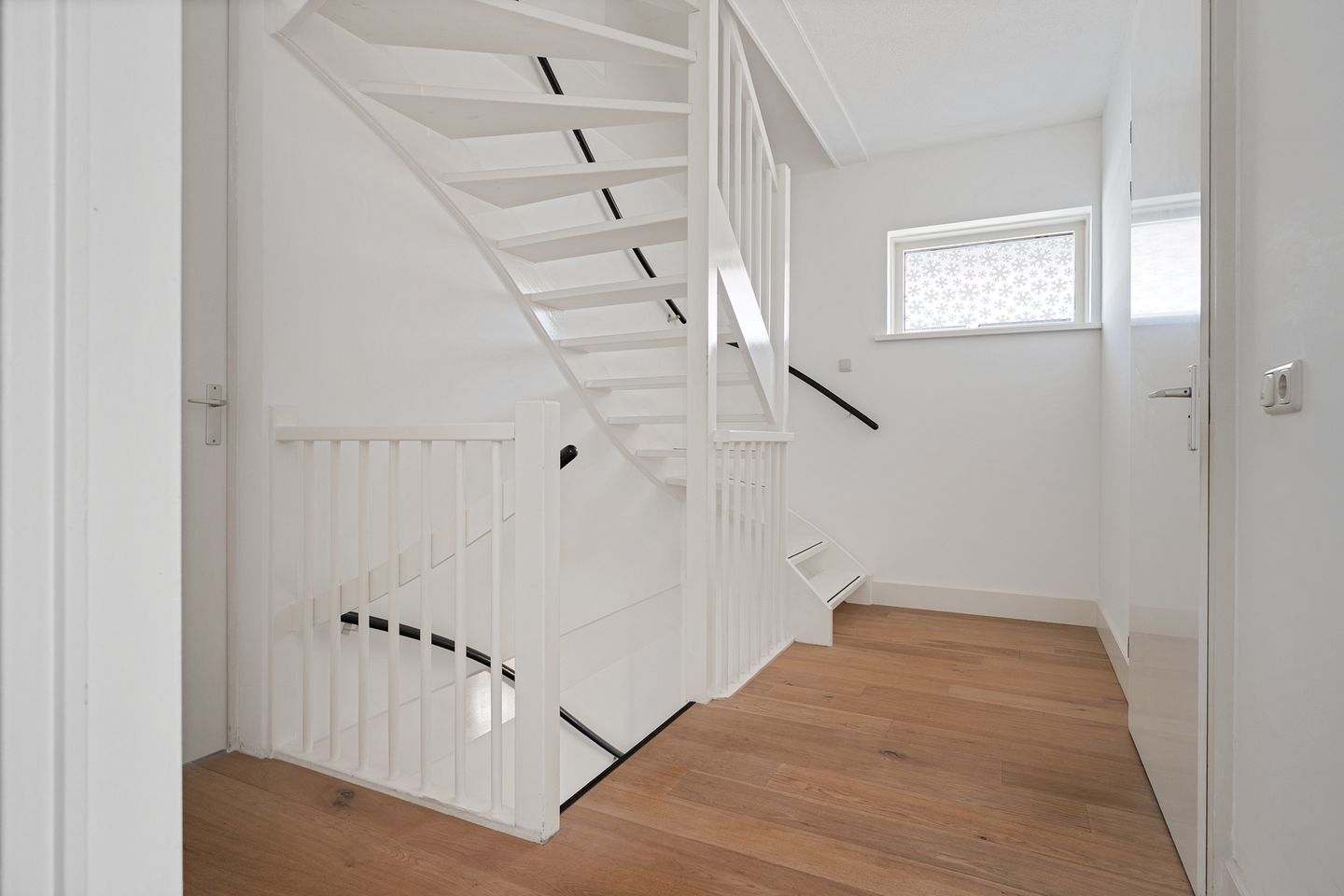 Foto 19 van Forint 13