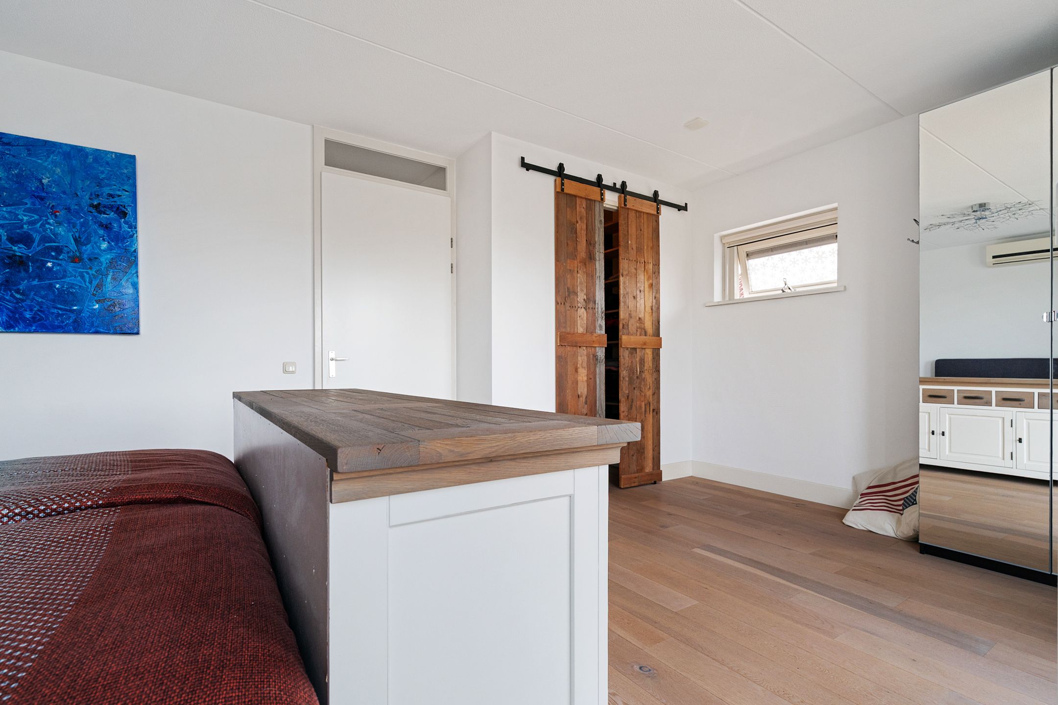 Foto 21 van Forint 13