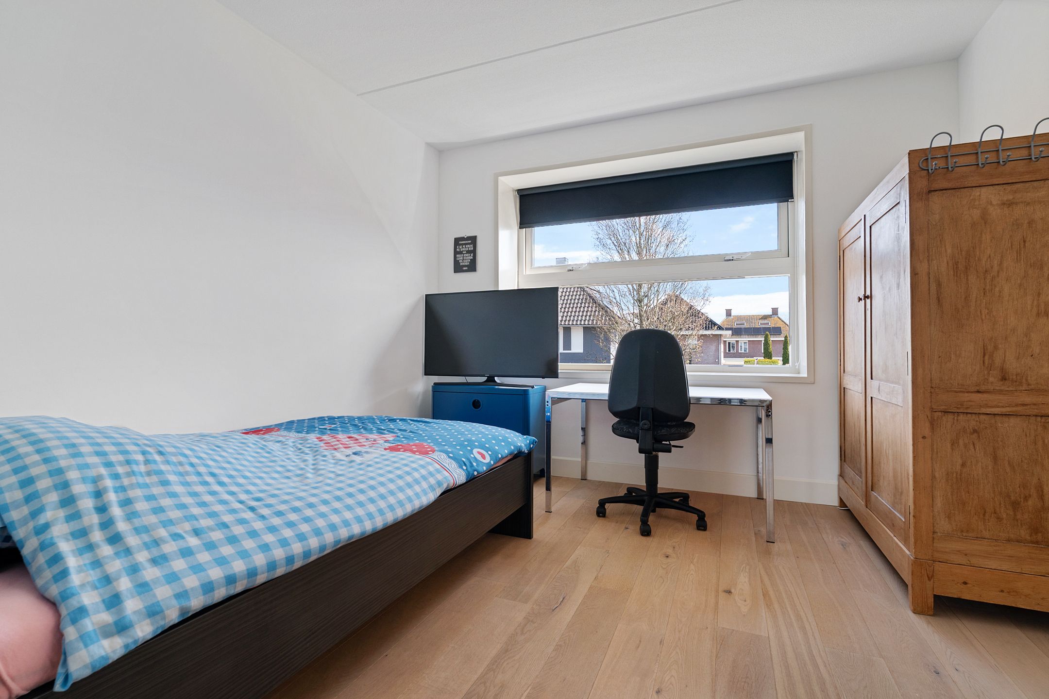 Foto 24 van Forint 13