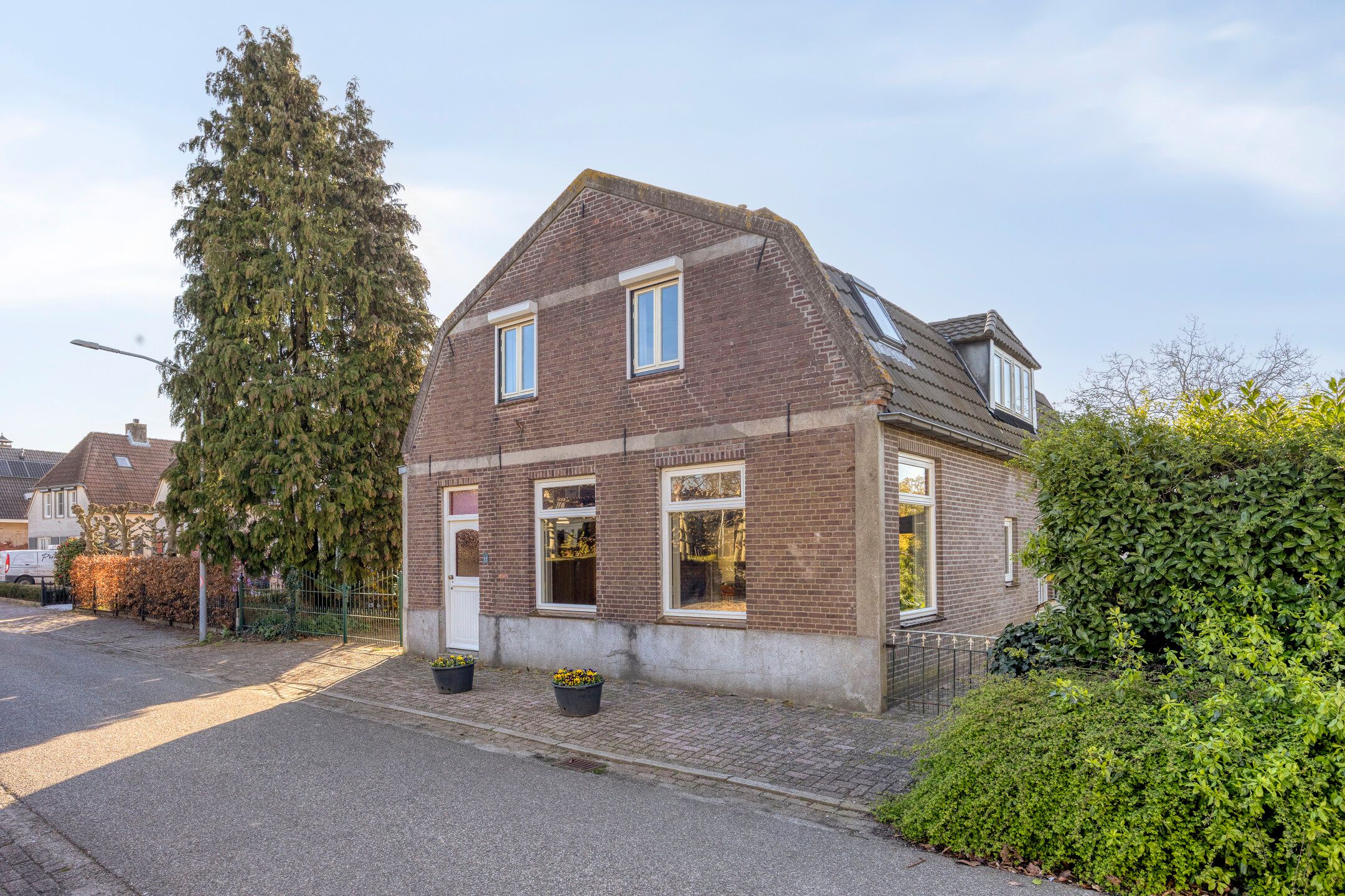Foto 48 van Heuvelwijkstraat 12