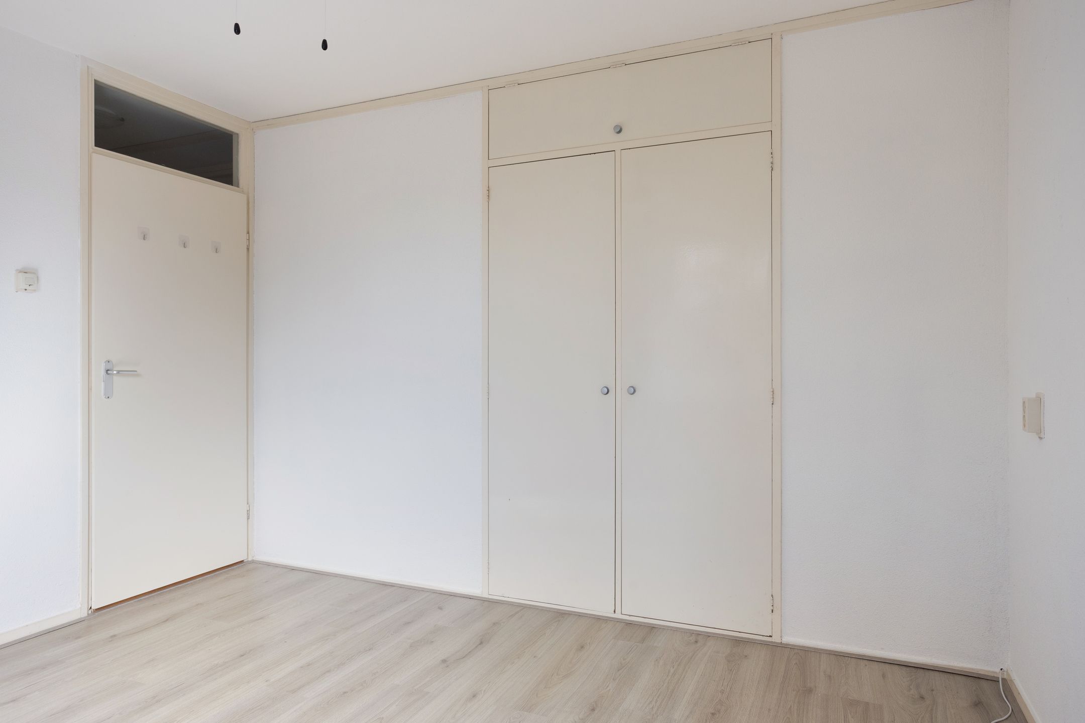 Photo 24 of Karel van de Woestijnestraat 12