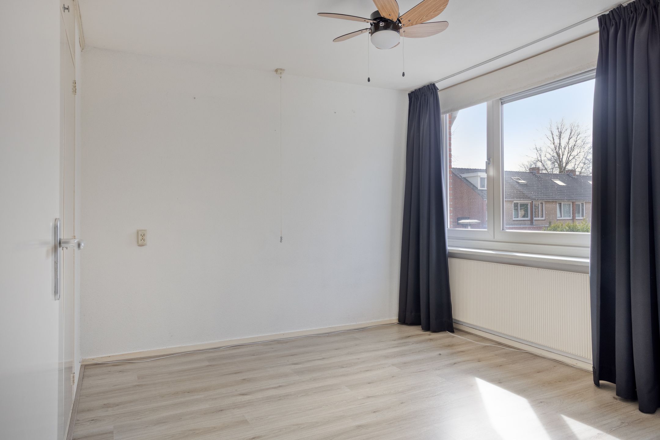 Photo 27 of Karel van de Woestijnestraat 12