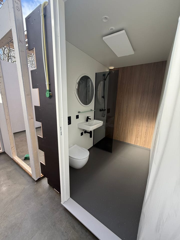 Photo 3 of Herenwal 76-F