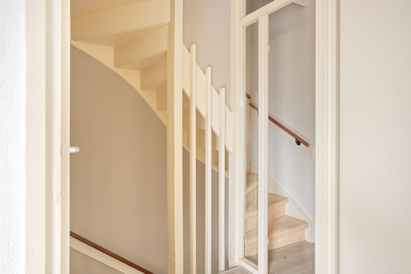 Photo 20 of Karel van de Woestijnestraat 12