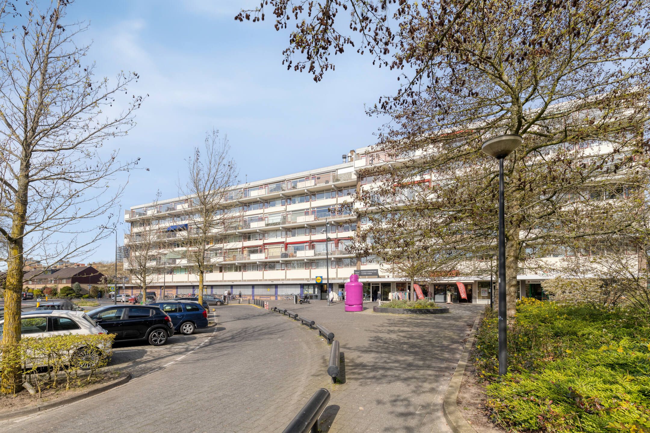 Dr H.J. van Mooklaan 185 