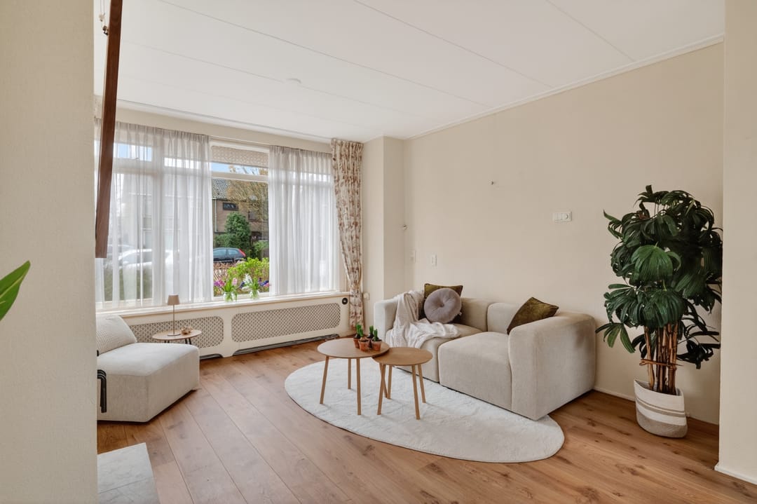 Foto 13 van Julianalaan 42