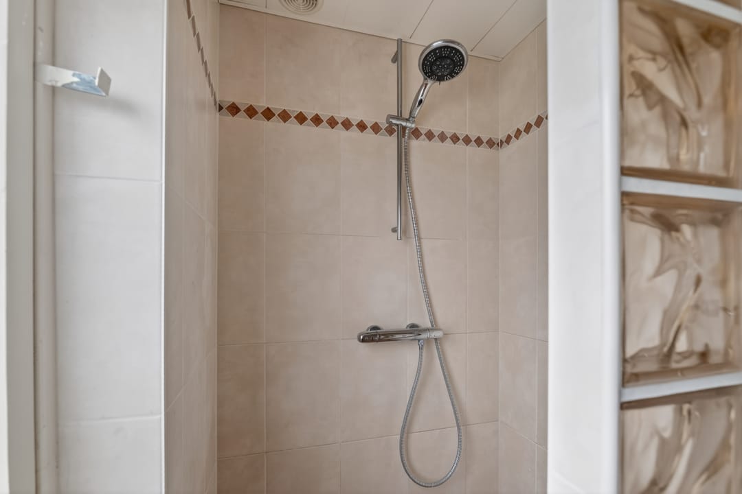 Foto 17 van Julianalaan 42