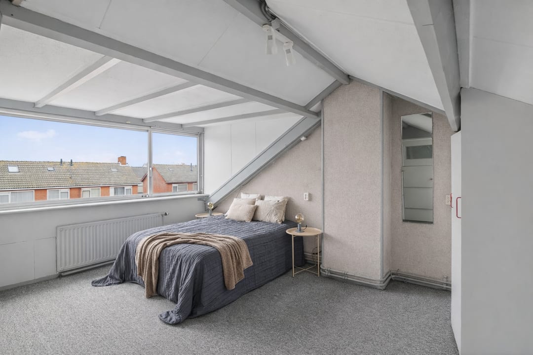 Foto 28 van Julianalaan 42