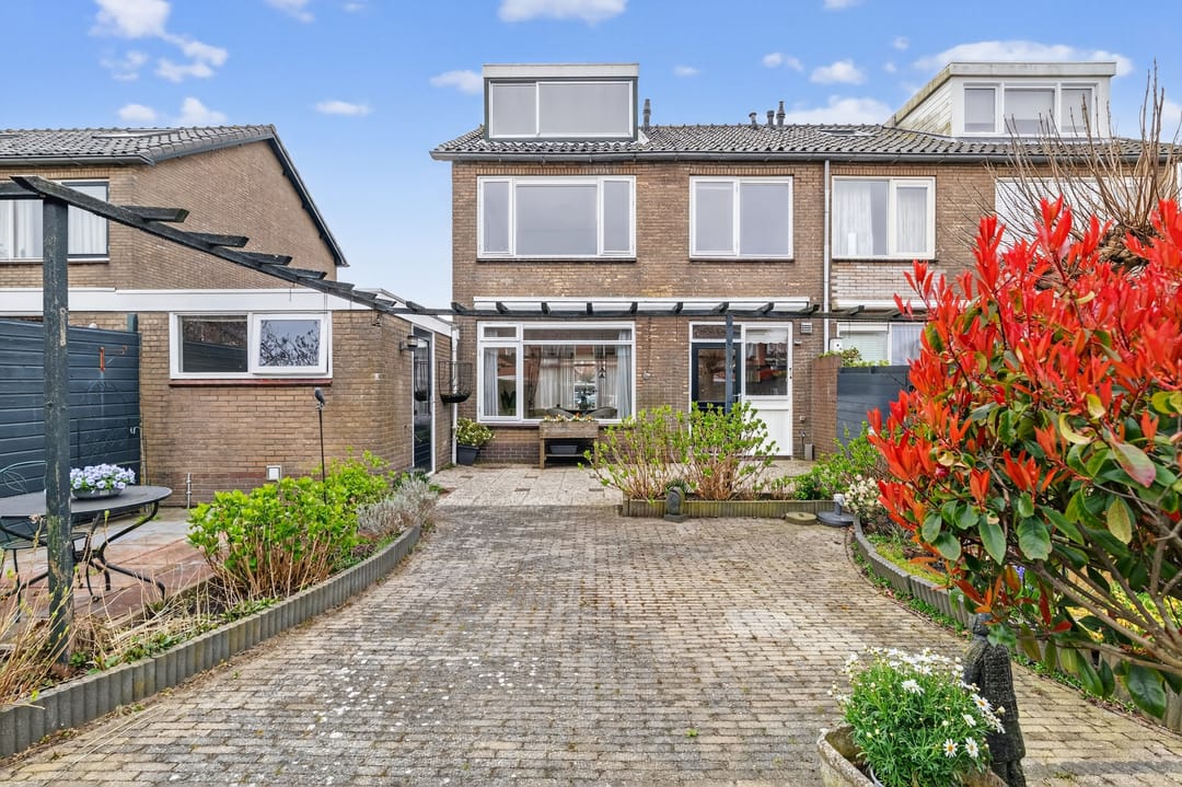 Foto 38 van Julianalaan 42