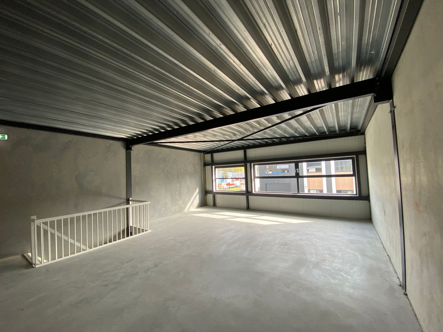 Bekijk foto 3 van Chroomstraat 8-17