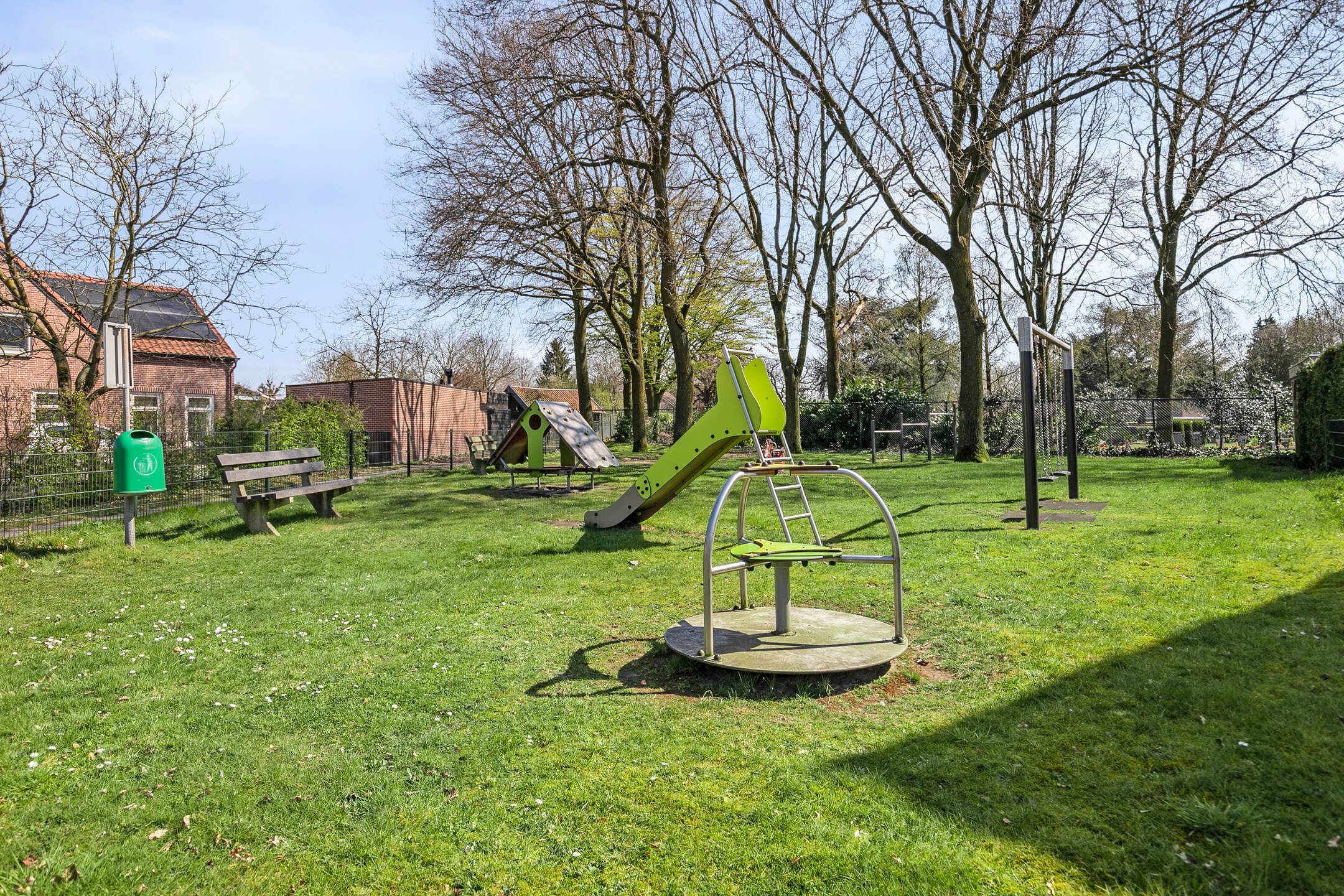 Charming Detached Family Home Near Boekel Centre with Garden and Sauna — 48