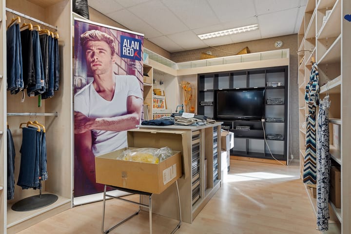 Vrijstaande woning te koop: Stationsstraat 18, Scheemda