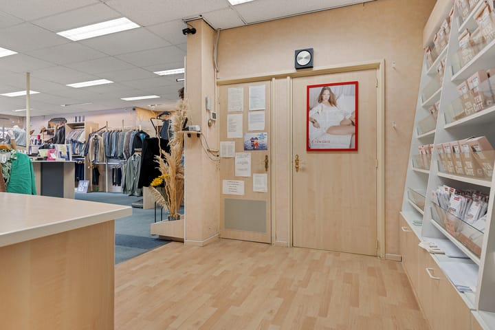 Vrijstaande woning te koop: Stationsstraat 18, Scheemda