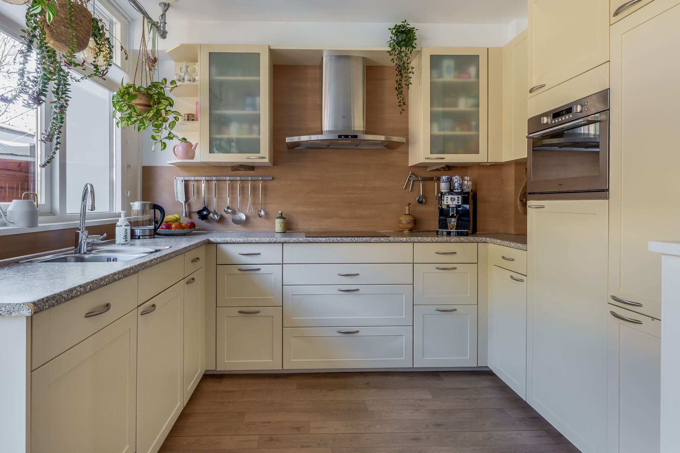 Photo 15 of Titus Brandsmahove 86