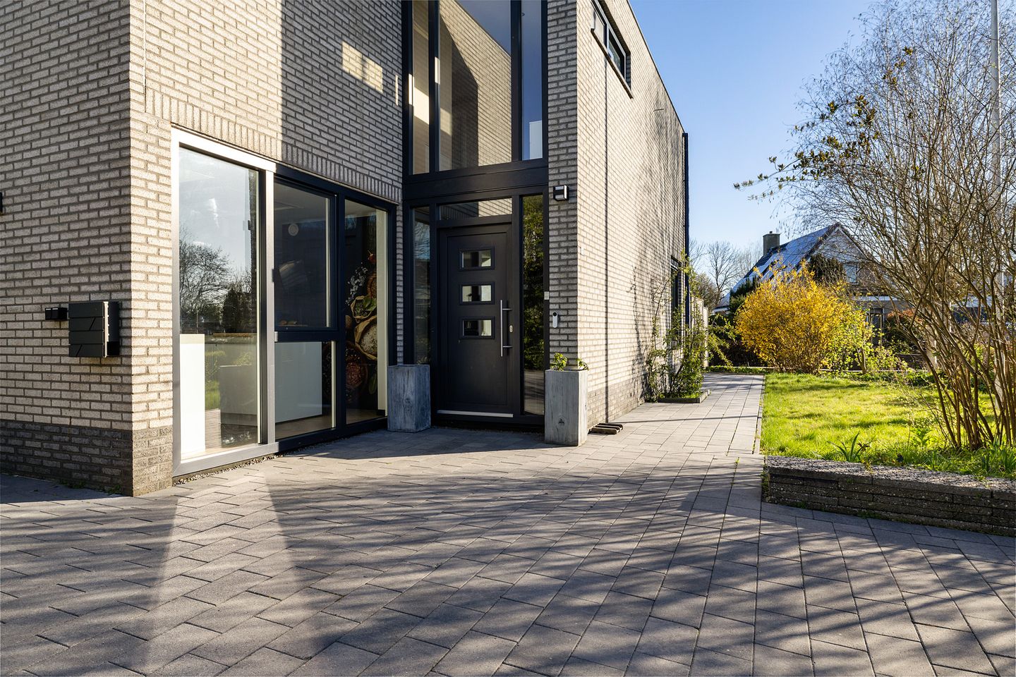 Photo 5 of Sudermuda 25