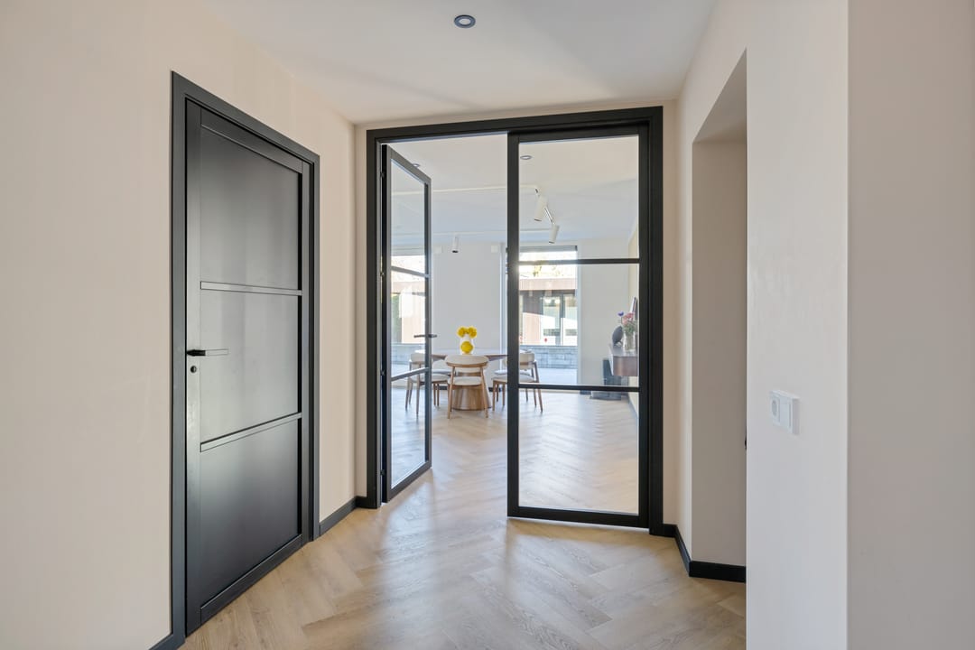 Photo 8 of Sudermuda 25