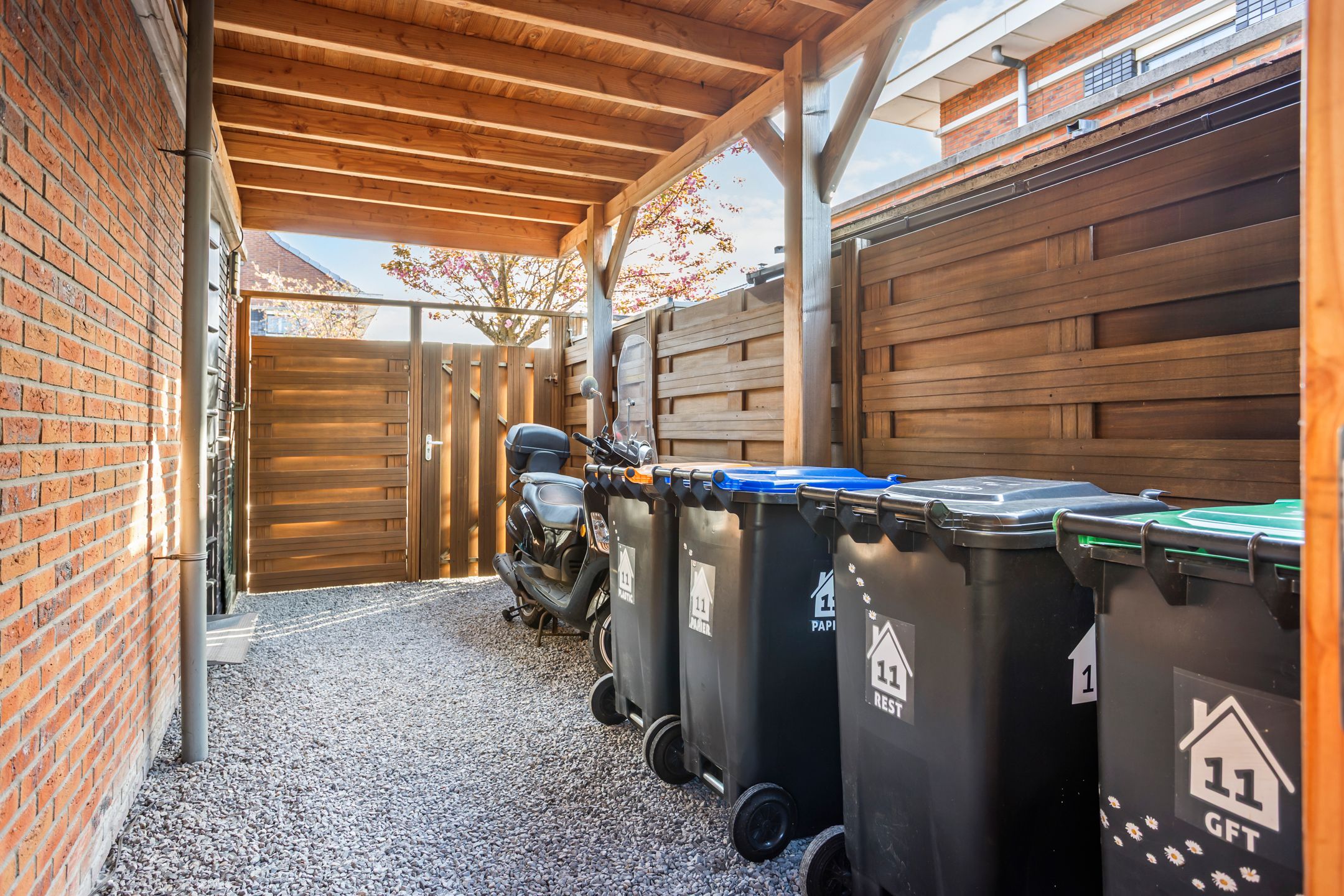 Foto 42 van Grietpolderstraat 11