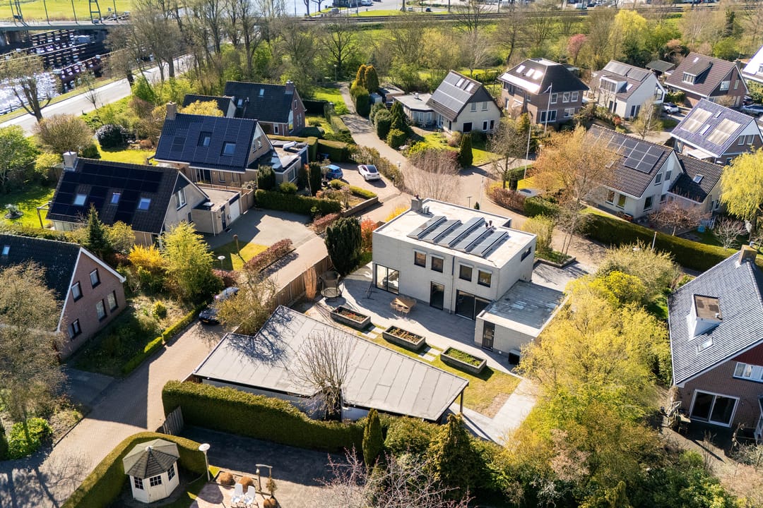 Photo 46 of Sudermuda 25