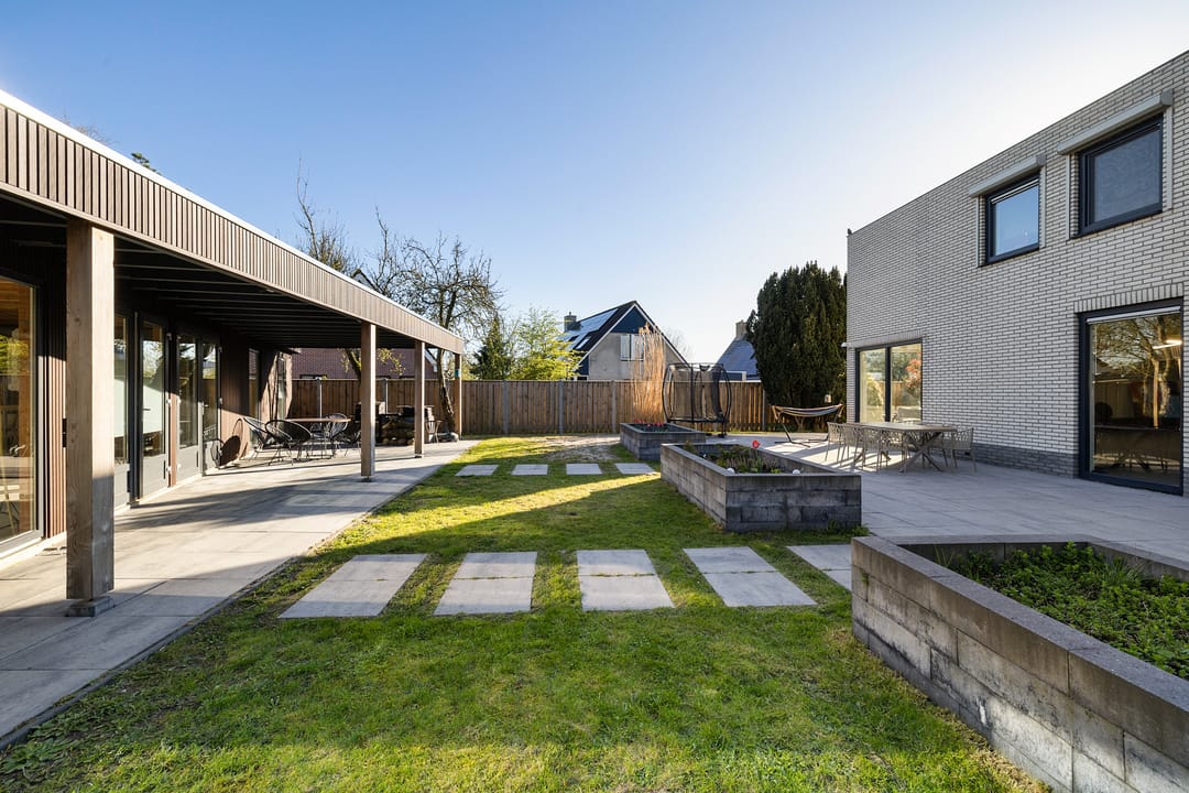 Photo 43 of Sudermuda 25