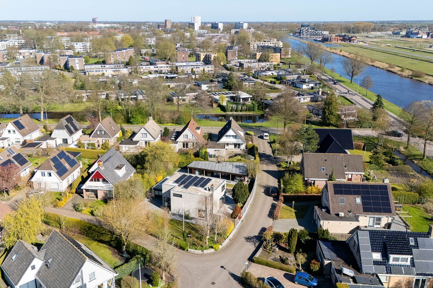 Photo 49 of Sudermuda 25