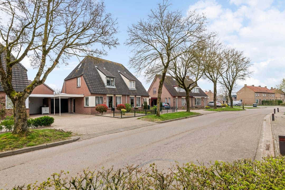 Photo 37 of Buitenweg 36