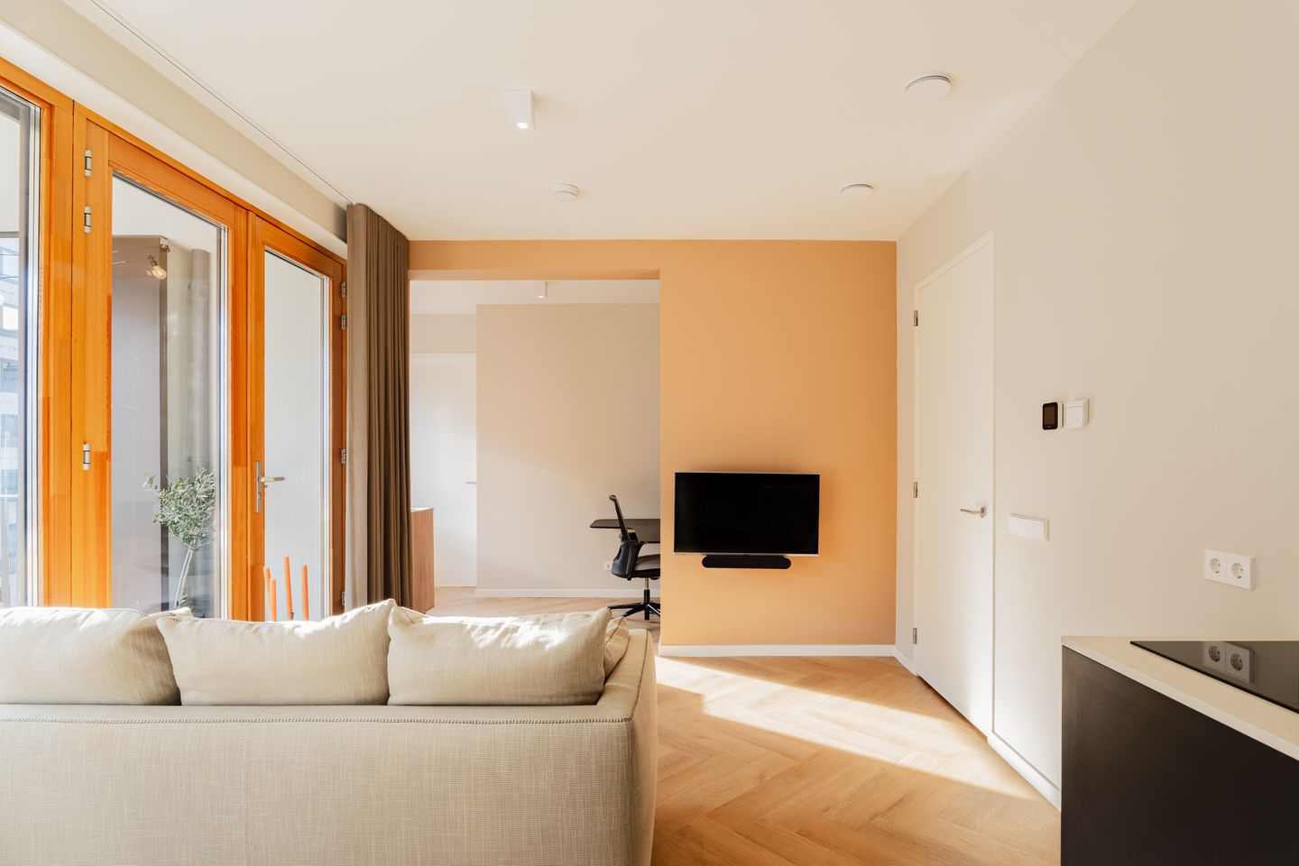 Photo 10 of Kruysweerstraat 271