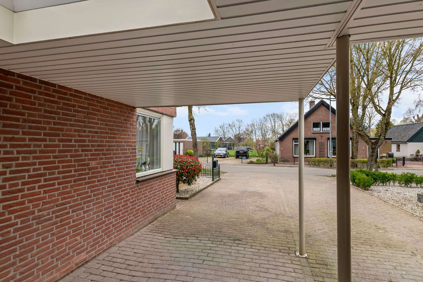 Photo 4 of Buitenweg 36