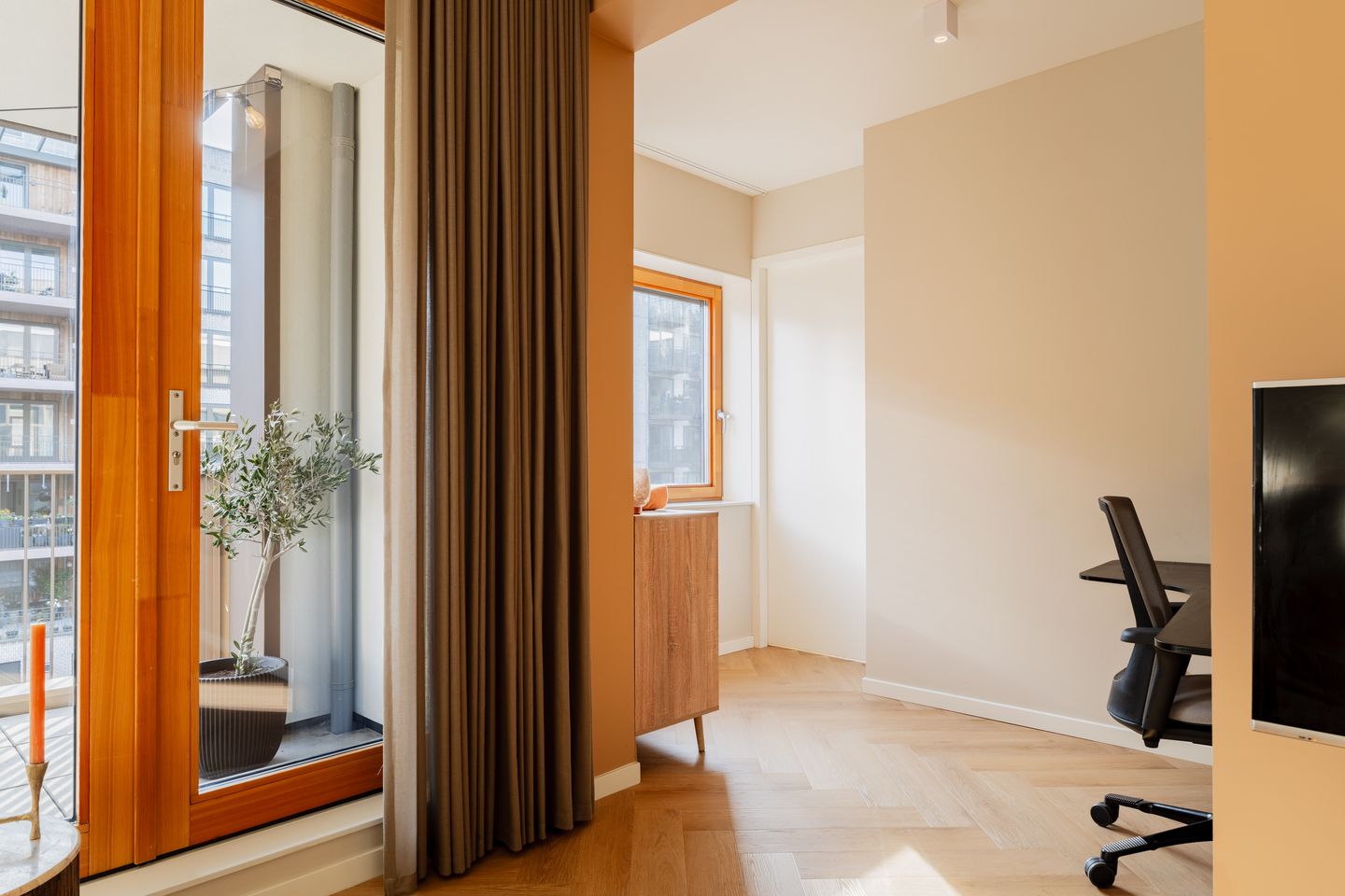 Photo 19 of Kruysweerstraat 271