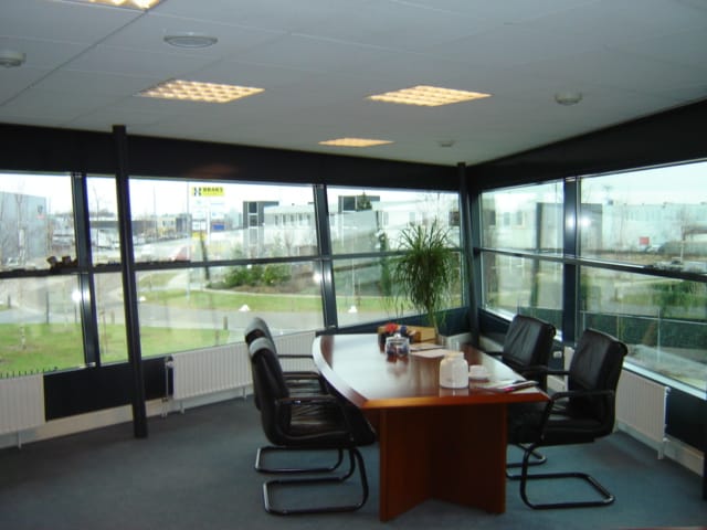 Bekijk foto 3 van Oostwijk 25