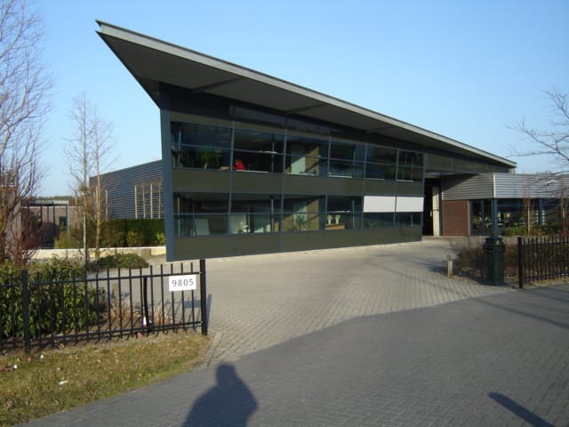 Bekijk foto 2 van Oostwijk 25