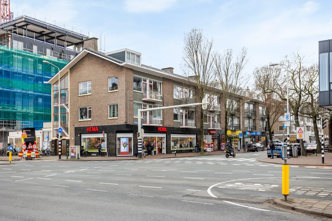 Photo 32 of Laan van Nieuw-Oost-Indië 117