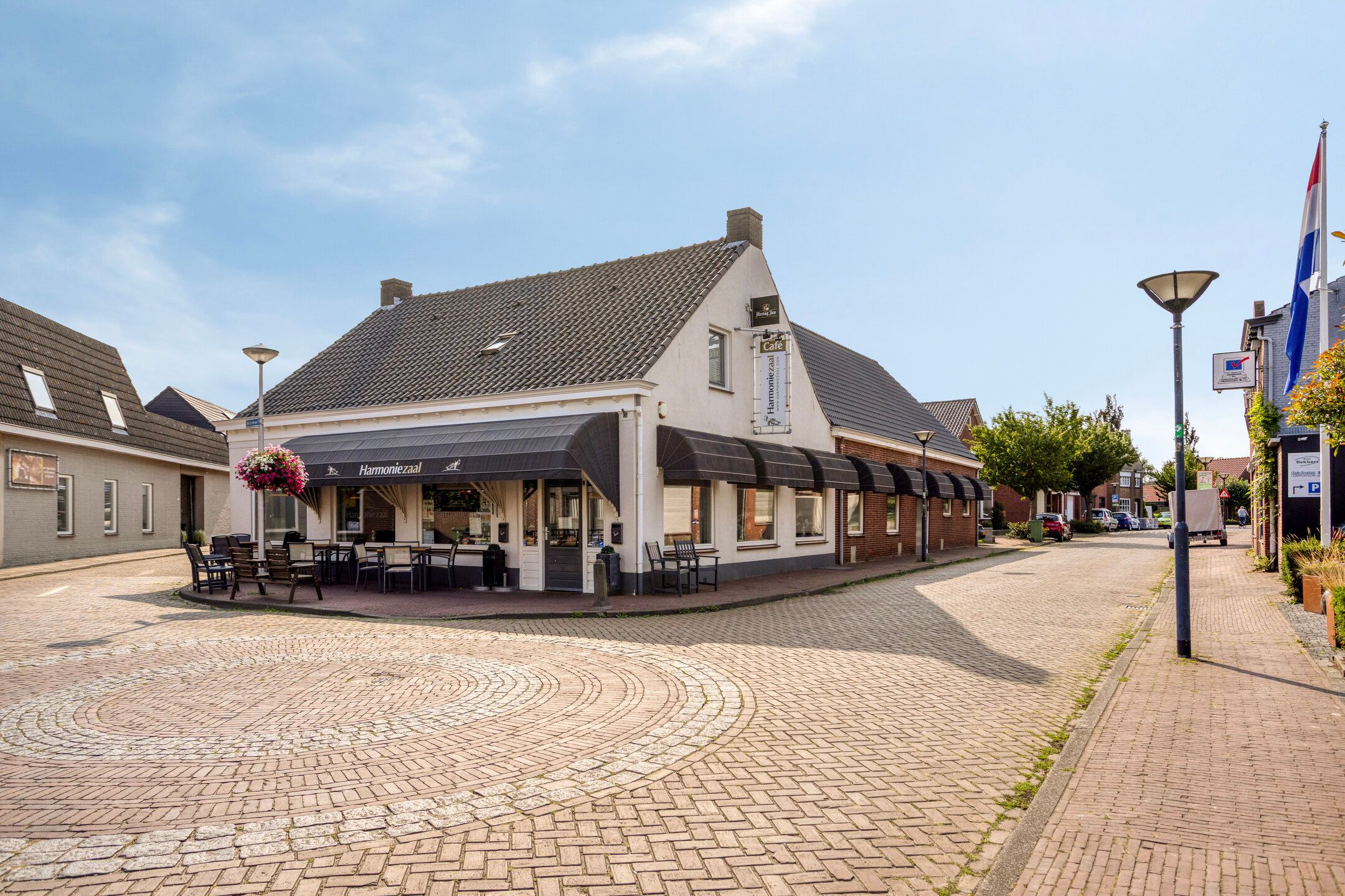 Foto 42 van Zr Marie Adolphinestr 18