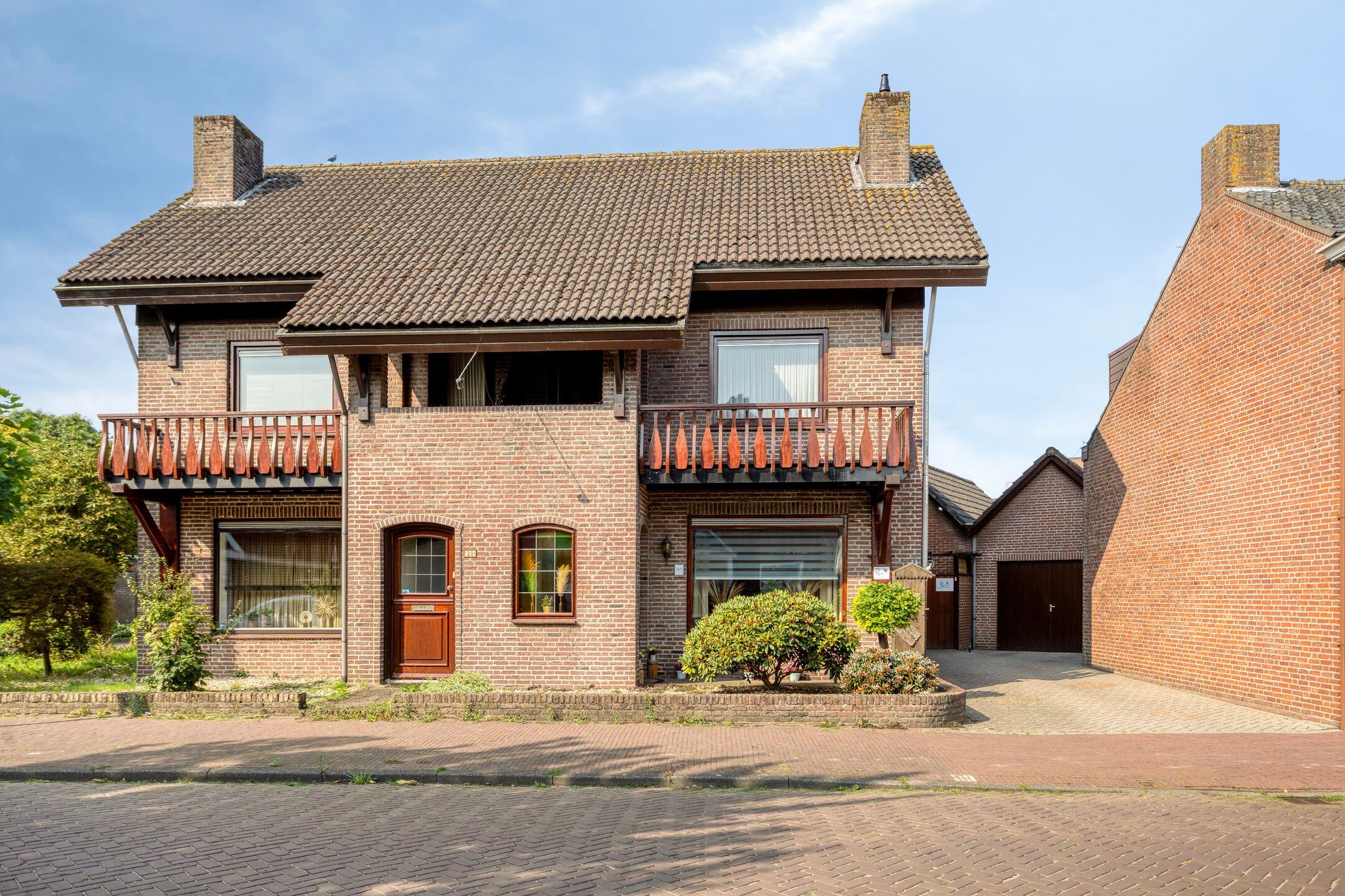 Foto 6 van Zr Marie Adolphinestr 18