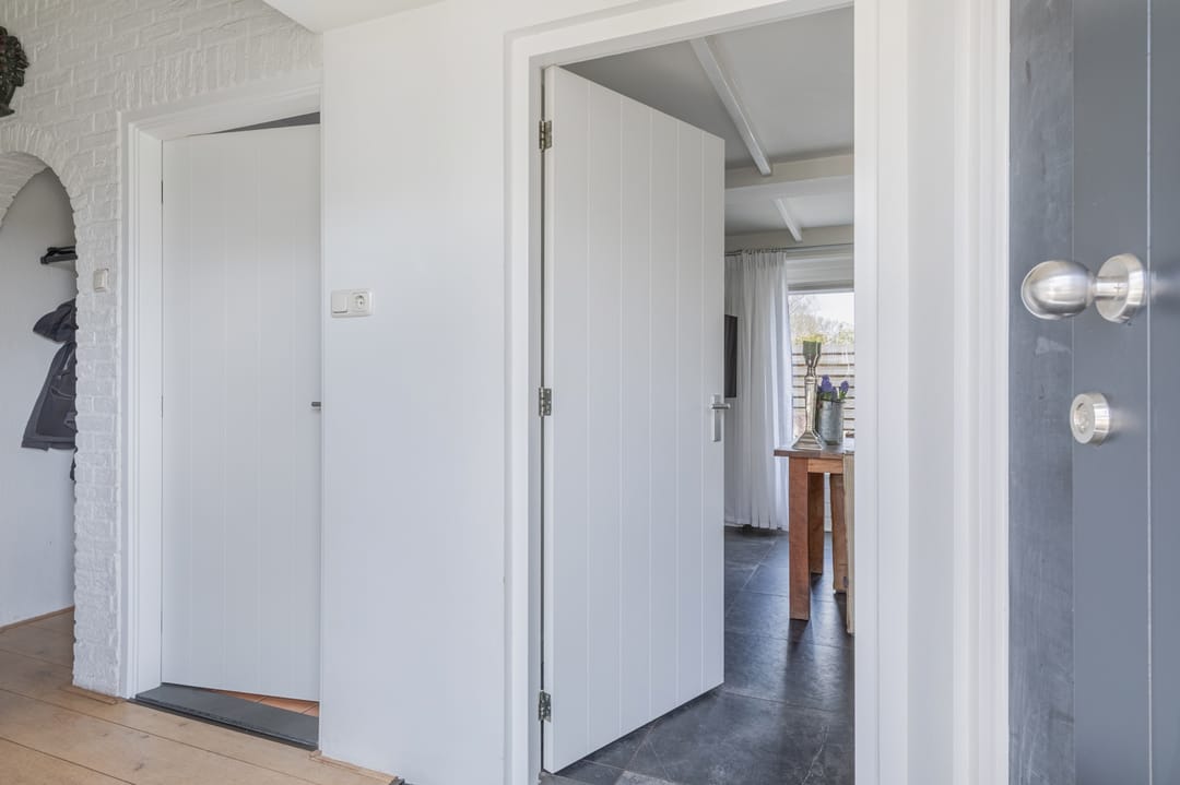 Photo 13 of Vriezerweg 19