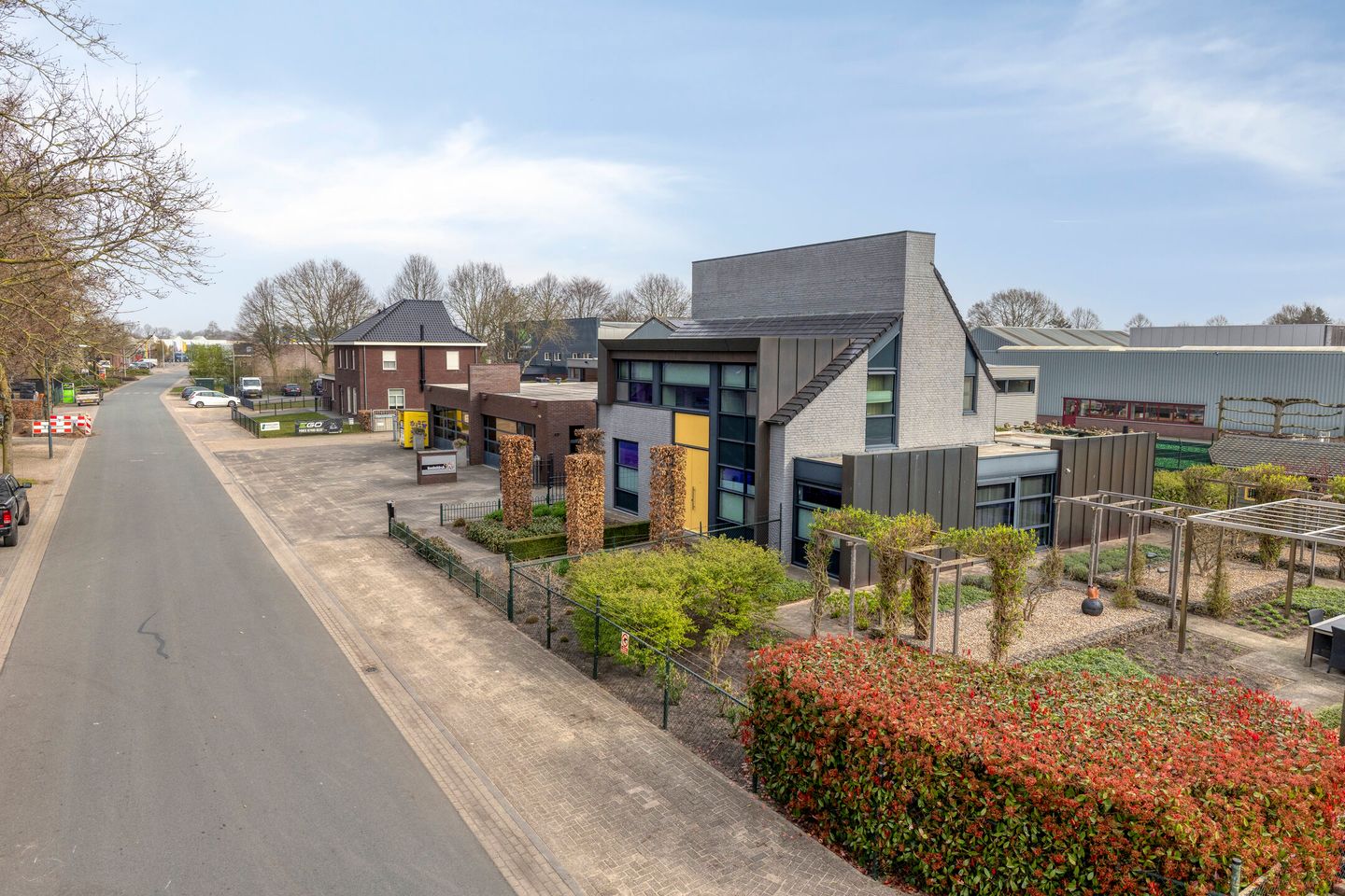 View photo 2 of De Vlonder 8-10