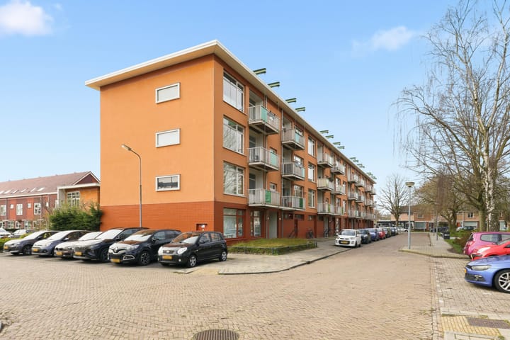 Photo 2 of Bellinistraat 40