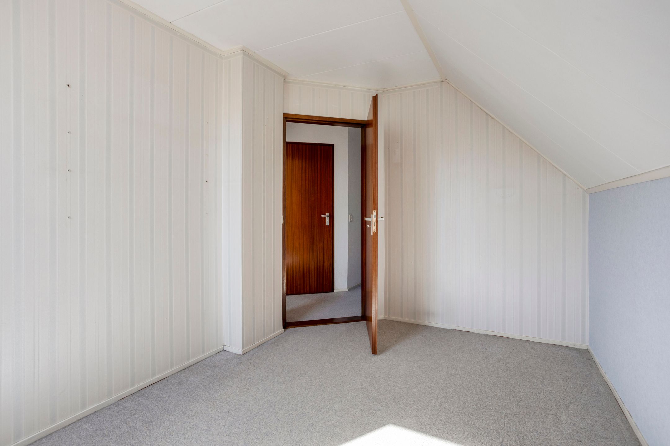 Spacious detached home with private garden in peaceful Veenendaal-West neighbourhood — 21