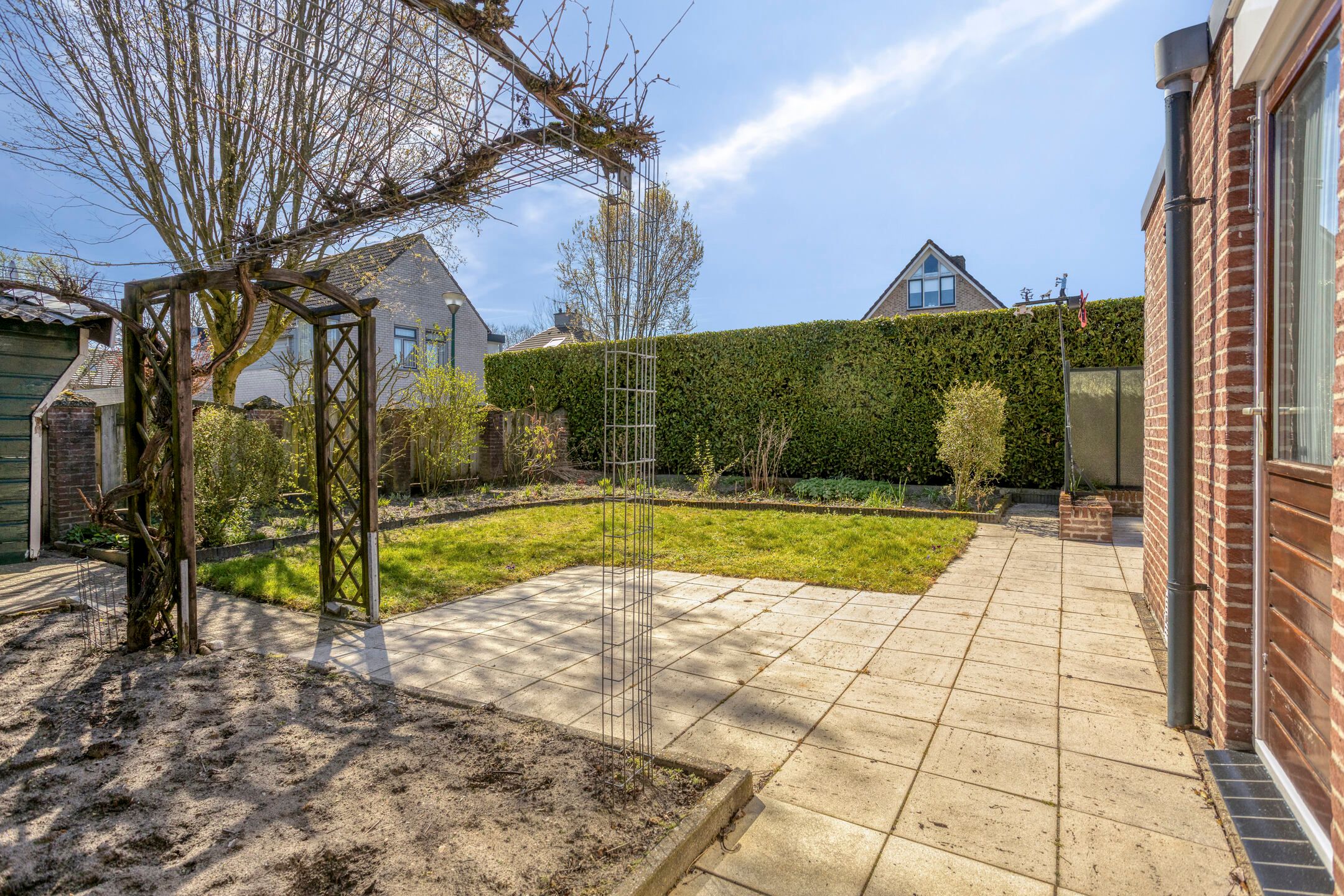 Spacious detached home with private garden in peaceful Veenendaal-West neighbourhood — 27