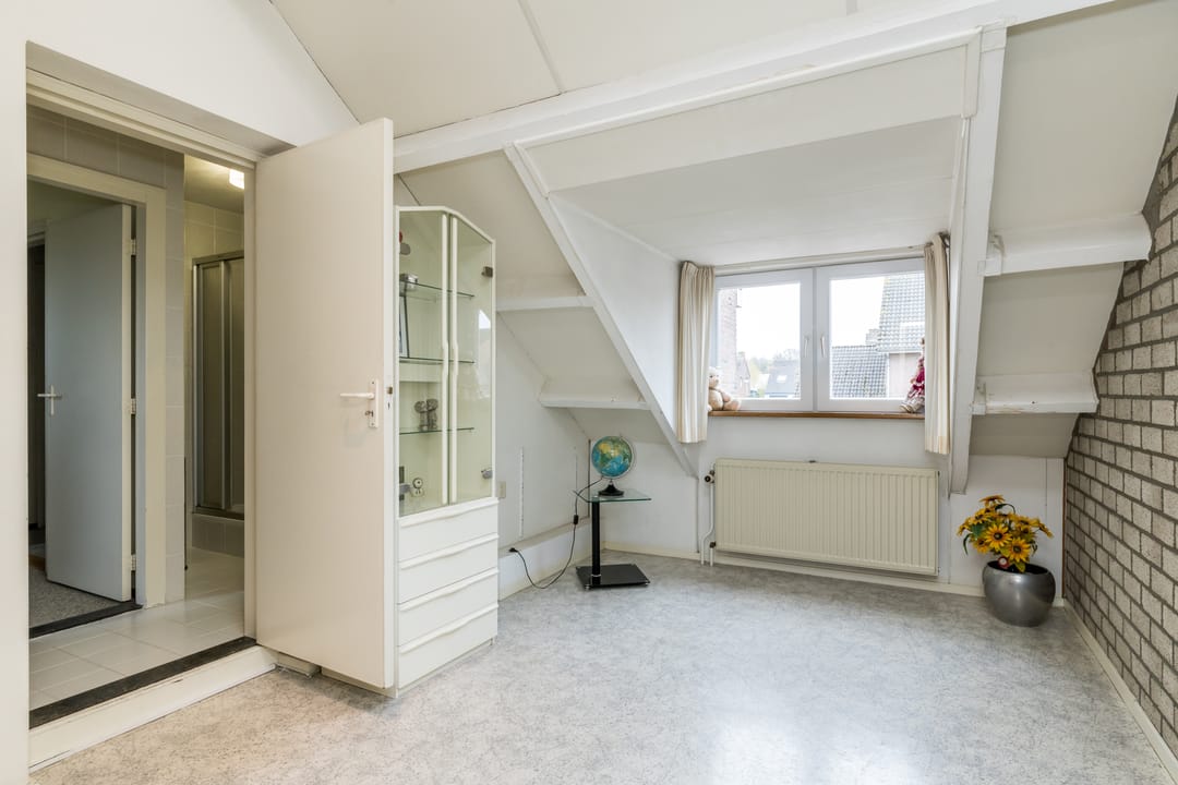 Foto 22 van Schepenbank 9