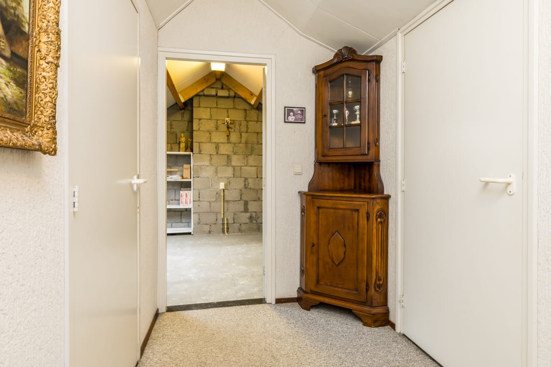 Foto 31 van Schepenbank 9