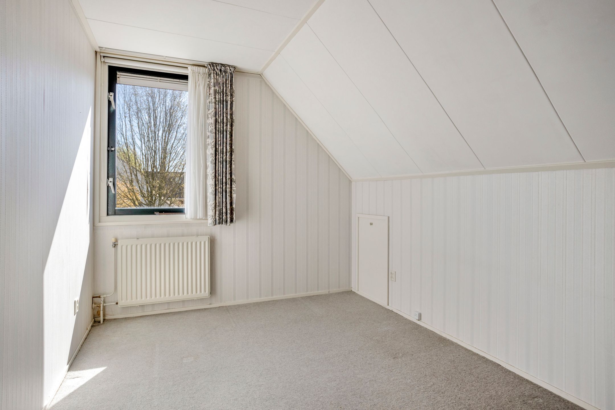 Spacious detached home with private garden in peaceful Veenendaal-West neighbourhood — 18