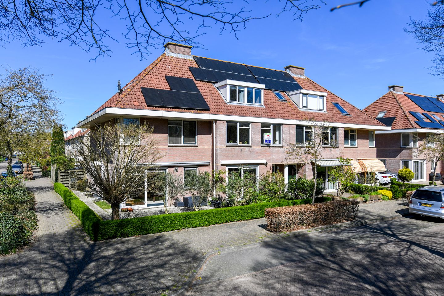 Photo 10 of Atalanta 49