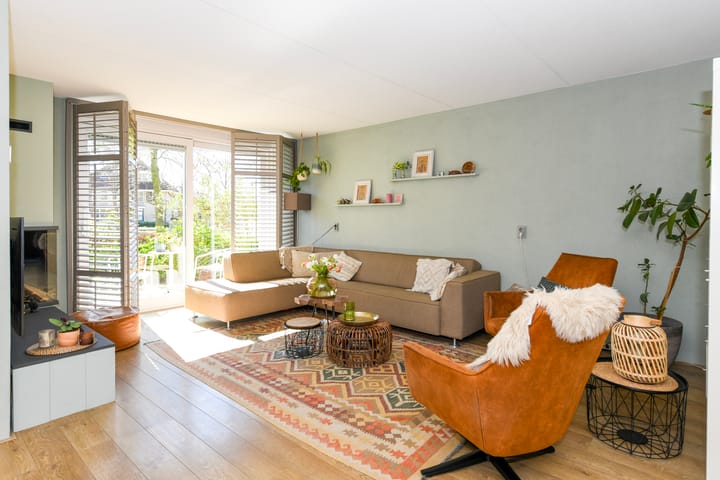 Photo 2 of Atalanta 49