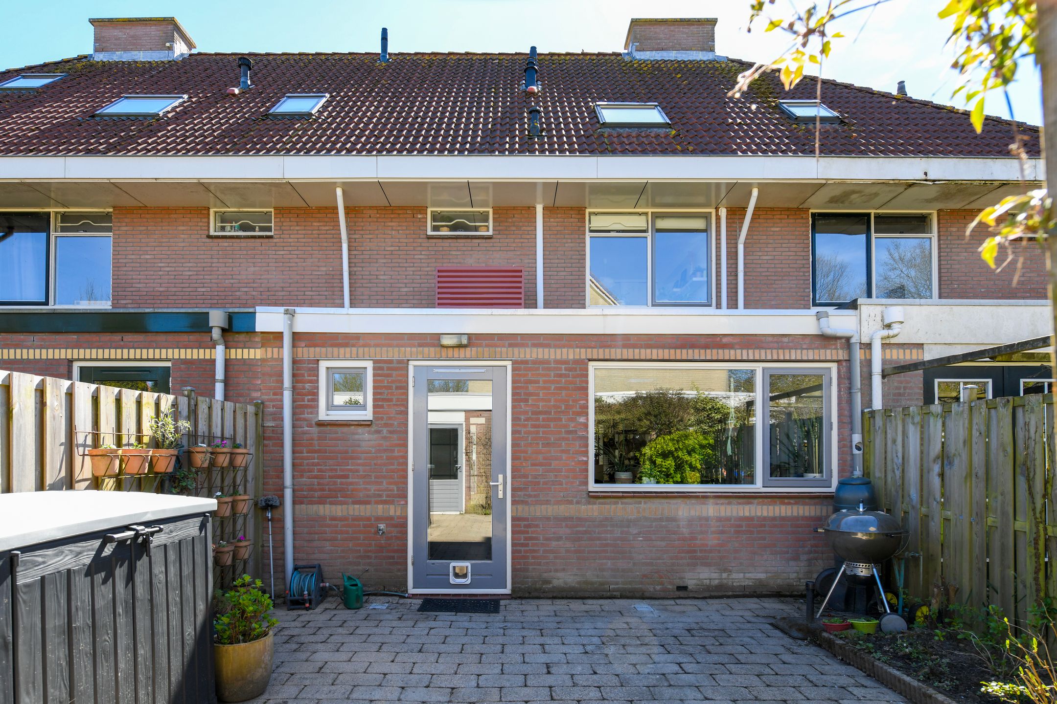 Photo 36 of Atalanta 49