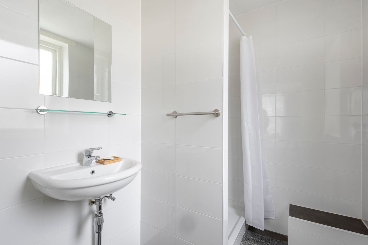 Foto 14 van Brooshooftstraat 34-A