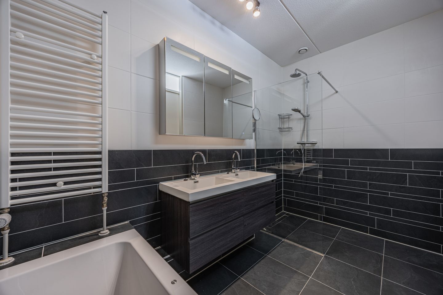 Foto 20 van Forum 37